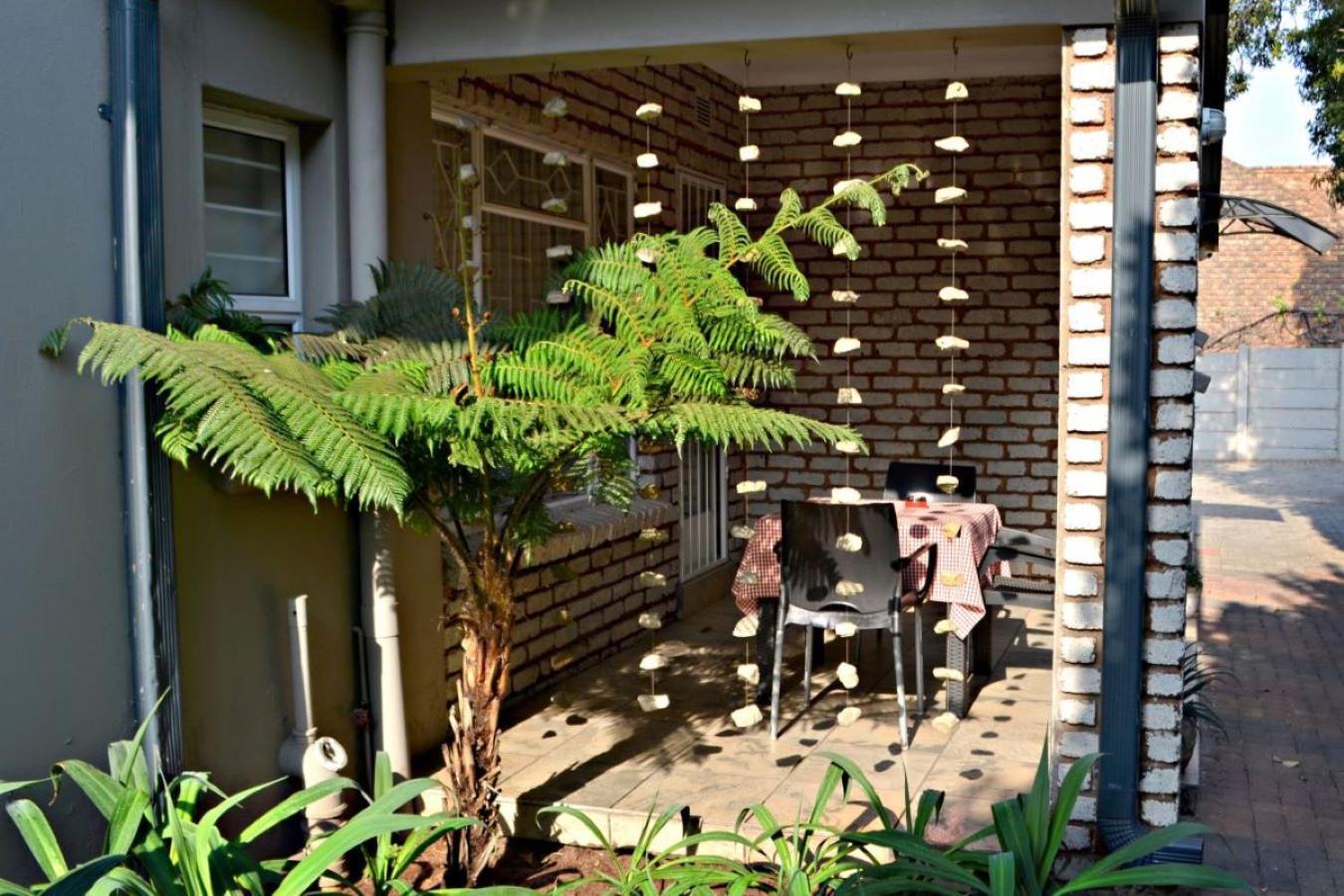 Bokmakierie Gastehuis Emalahleni Pty Ltd Exterior photo